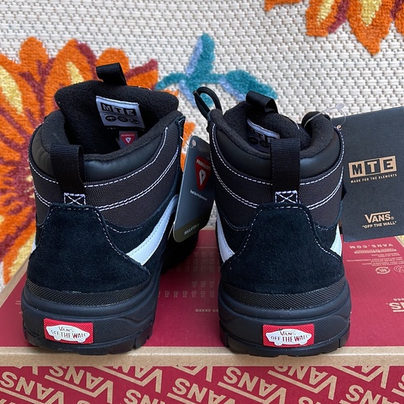 Vans Ultrarange Exo Hi Black/Black WMNS sneakers - boots - Picture 14 of 16